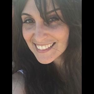 Meet your Posher, Atalya